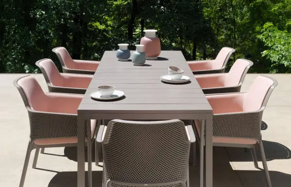 nardi_tables_rio210_ambient-images3_lr-min