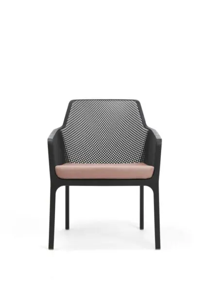 nardi_chairs_netrelax_antracite_cuscinonetrelaxrosaquarzo_still-life4_hr-scaled